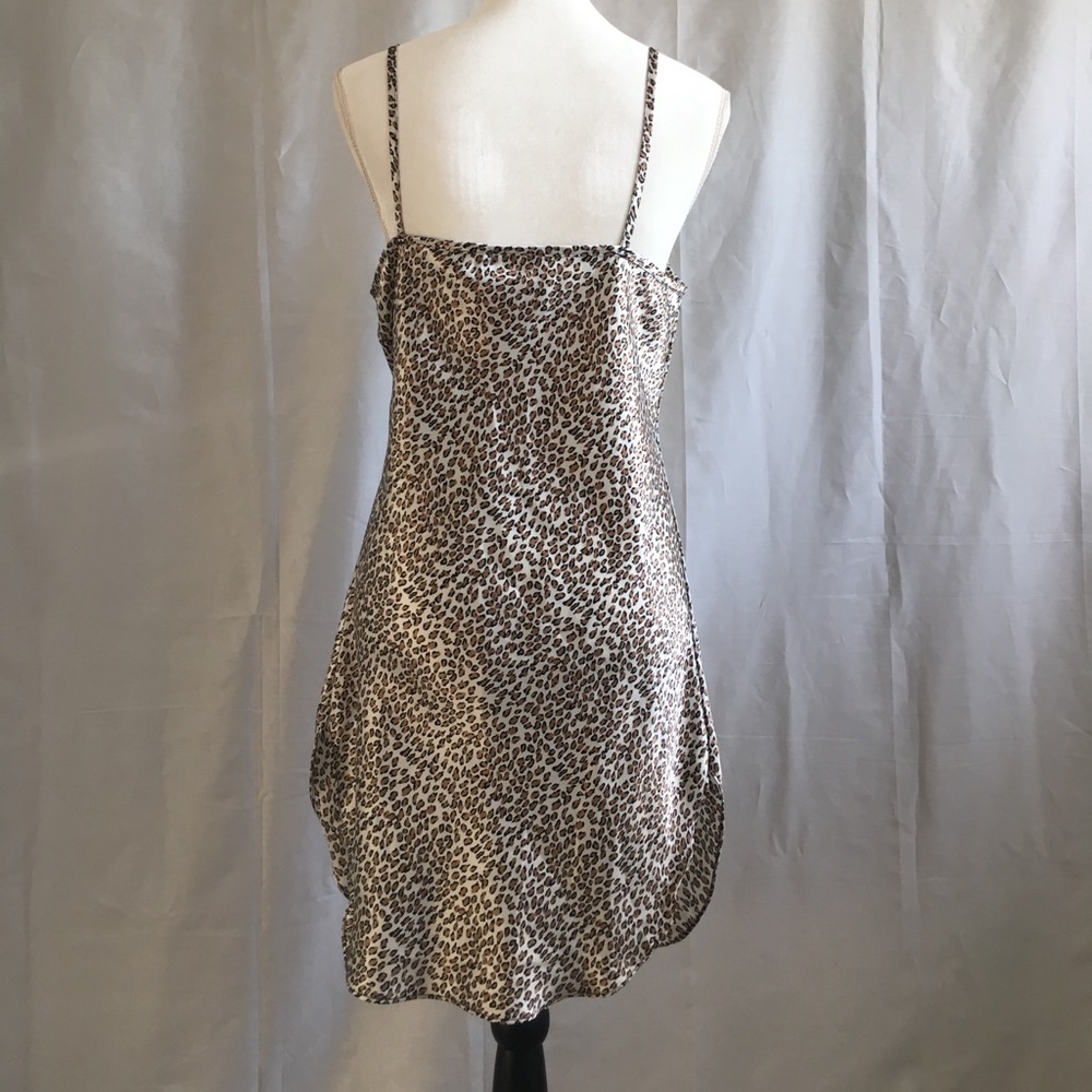 Kristine Tyler Medium leopard chemise - Picture 2 of 3